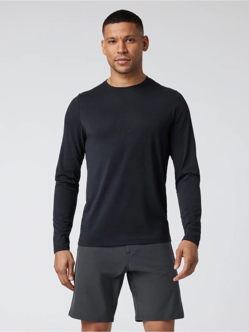 Vuori Current Tech Tee Long Sleeve Black Mens Medium Performance Training Shirt